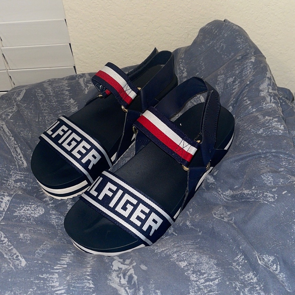 Tommy Hilfiger Beckett sandals